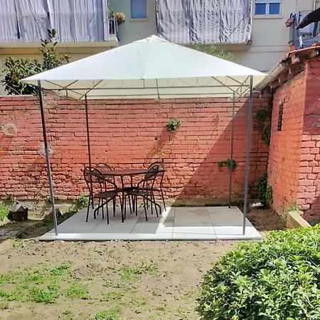 Casa Magenta Con Giardino E Bbq Ad