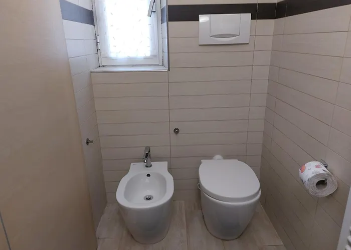 Casa Magenta Con Giardino E Bbq Ad Appartement *