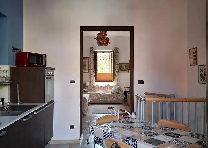 Casa Magenta Con Giardino E Bbq Ad Appartement
